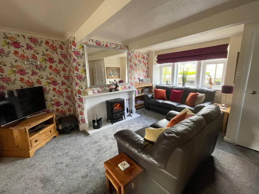 Cute And Cosy 2 Bed Cottage Honley Bagian luar foto