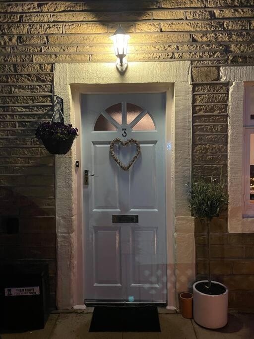 Cute And Cosy 2 Bed Cottage Honley Bagian luar foto