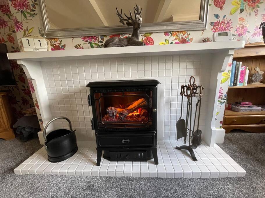 Cute And Cosy 2 Bed Cottage Honley Bagian luar foto
