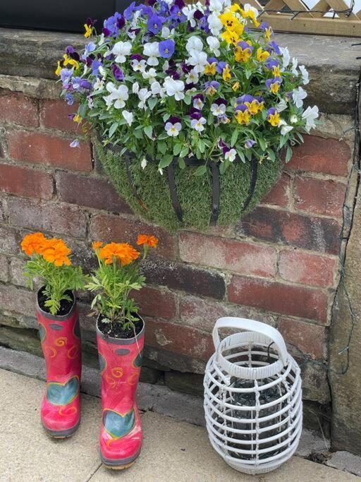 Cute And Cosy 2 Bed Cottage Honley Bagian luar foto