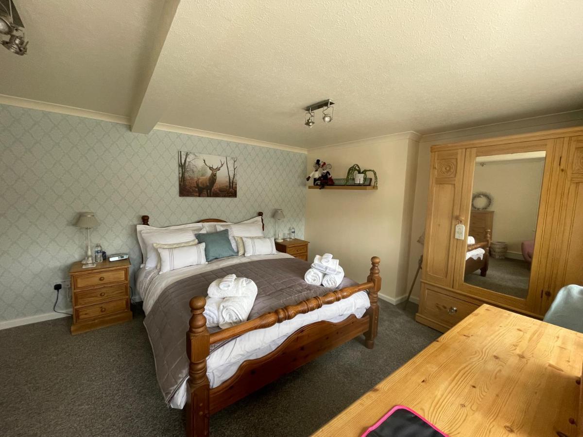 Cute And Cosy 2 Bed Cottage Honley Bagian luar foto